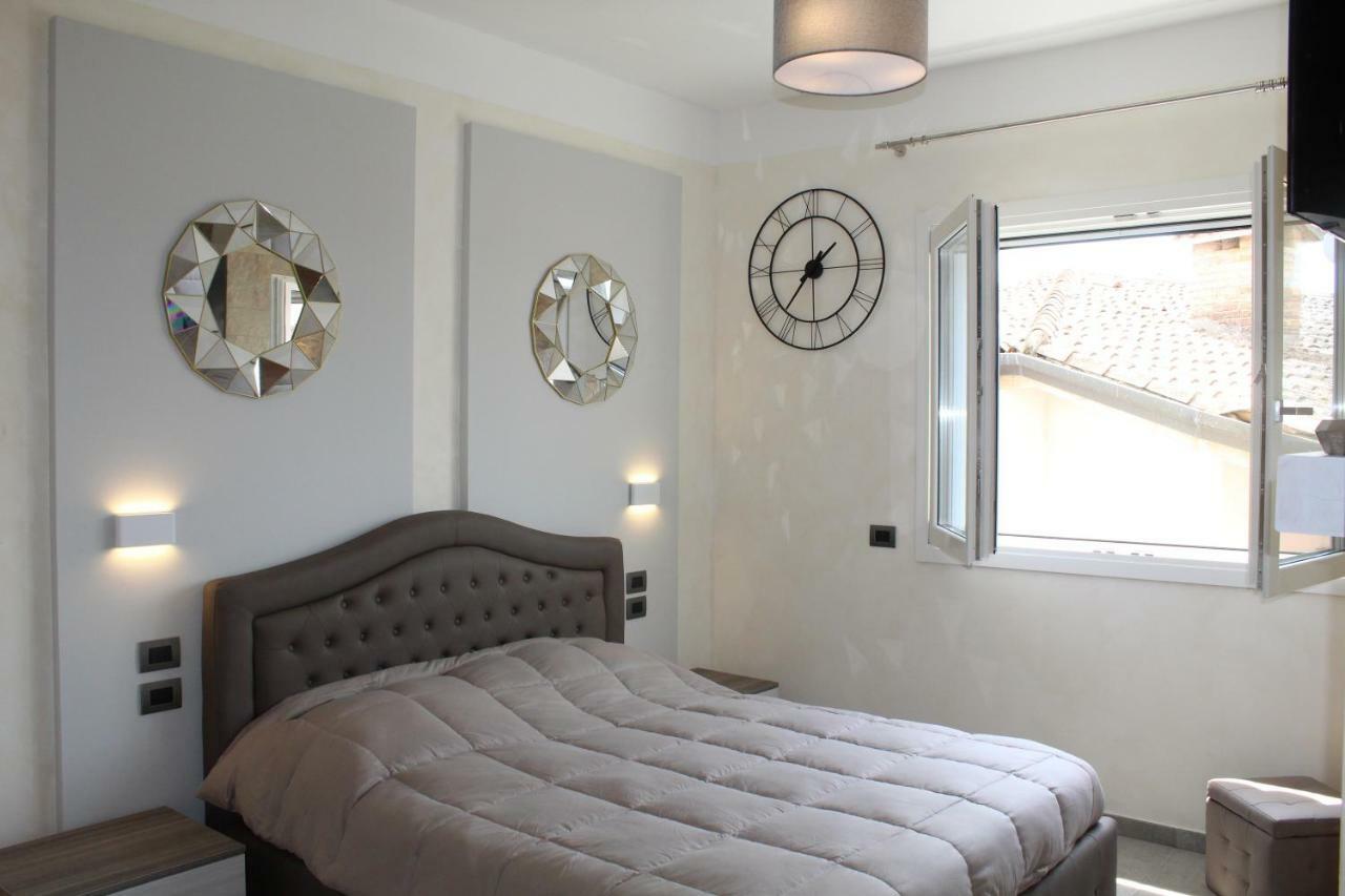 Villa Martina Luxury Rooms Десенцано дел Гарда Екстериор снимка