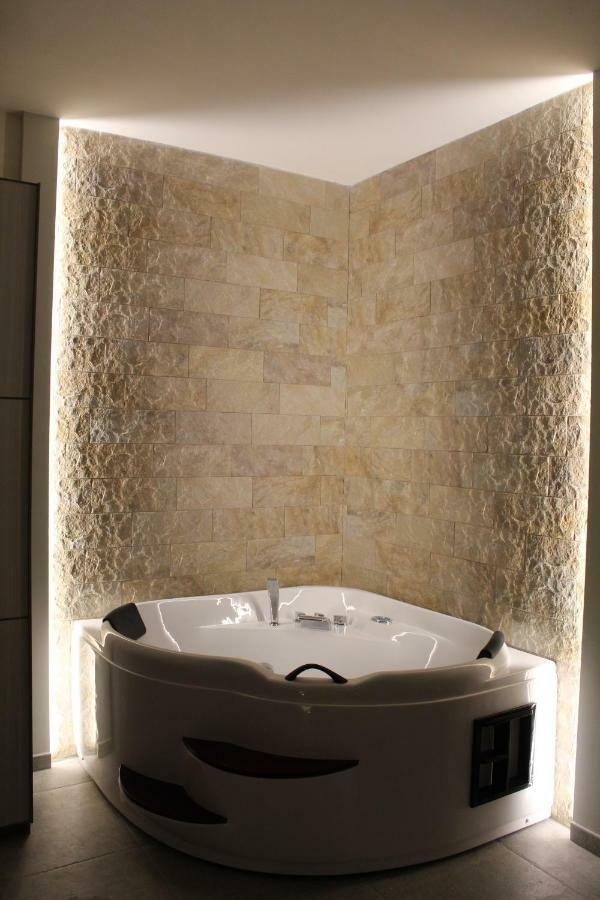 Villa Martina Luxury Rooms Десенцано дел Гарда Екстериор снимка